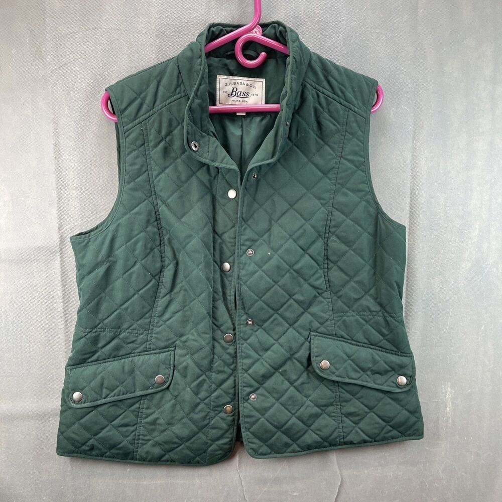 GH BASS & Co Lightweight Quilted Vest Large Button Pine Green